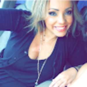 Meet your Posher, Corina